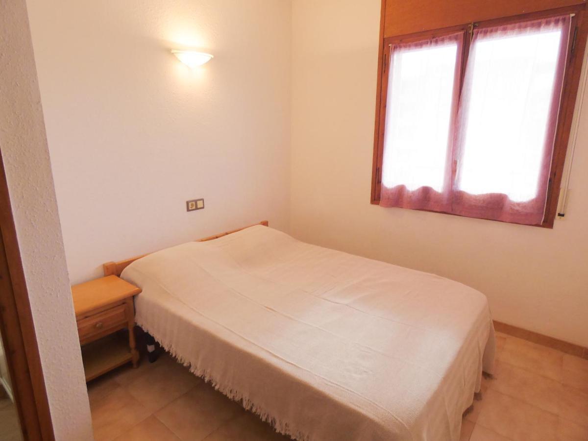 La Platja 3C Apto. Con Un Dormitorio, 200M Playa Y Plaza De Parking Roses Exterior photo
